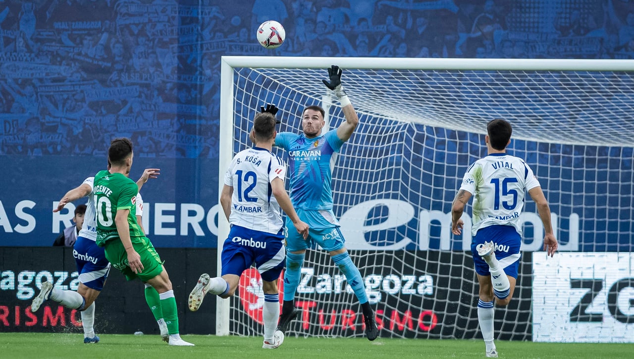 Lío en el Zaragoza y en el Racing de Santander