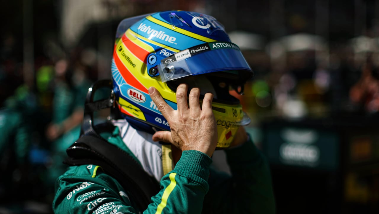 El subviraje impide a Fernando Alonso sonreír del todo 