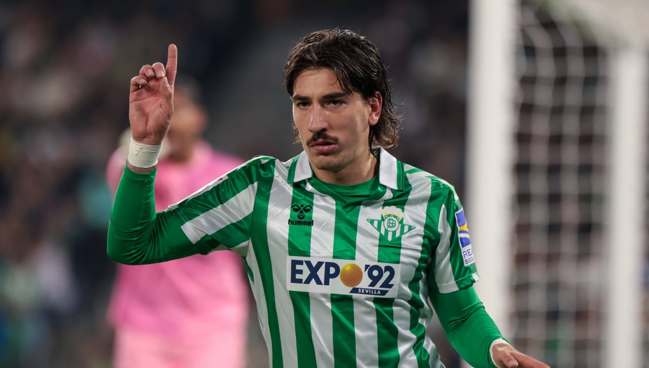 Pendiente de Bellerín y Rui Silva para el Sparta - Betis que ya tiene árbitro