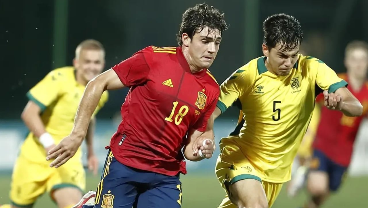 Los delanteros sobre la mesa de Víctor Orta para el mes de enero