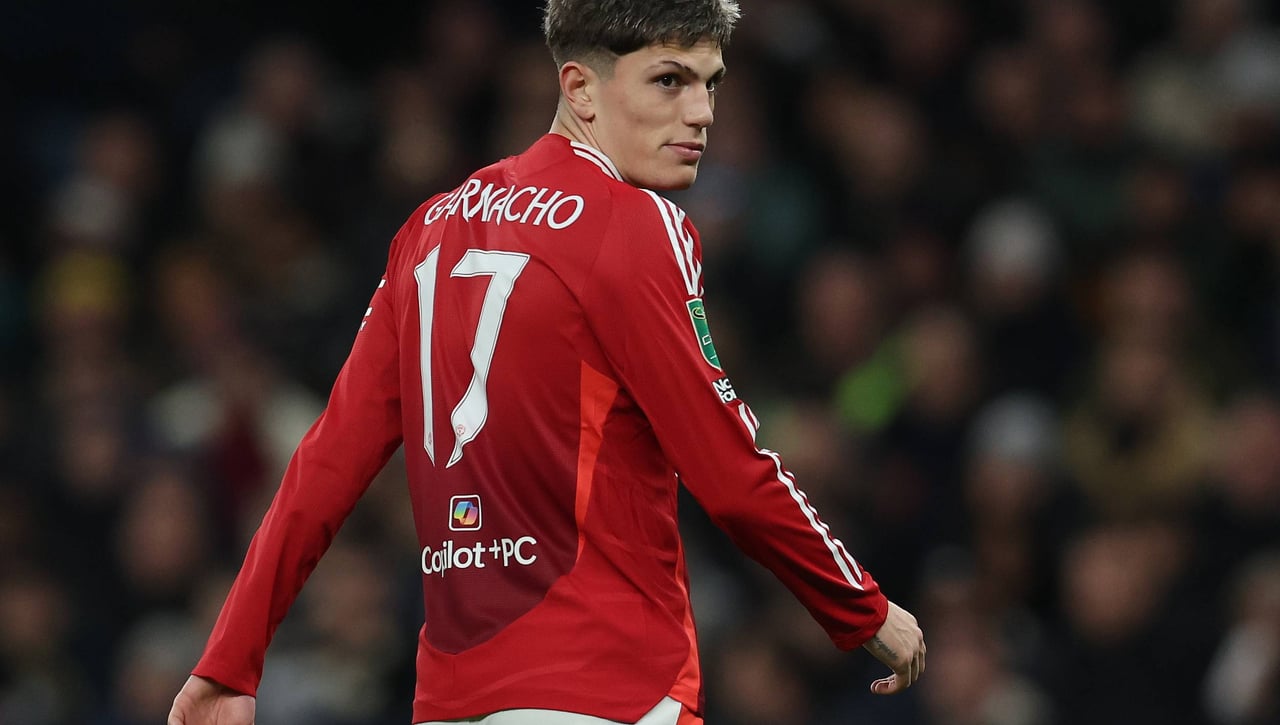 Garnacho por Kvaratskhelia