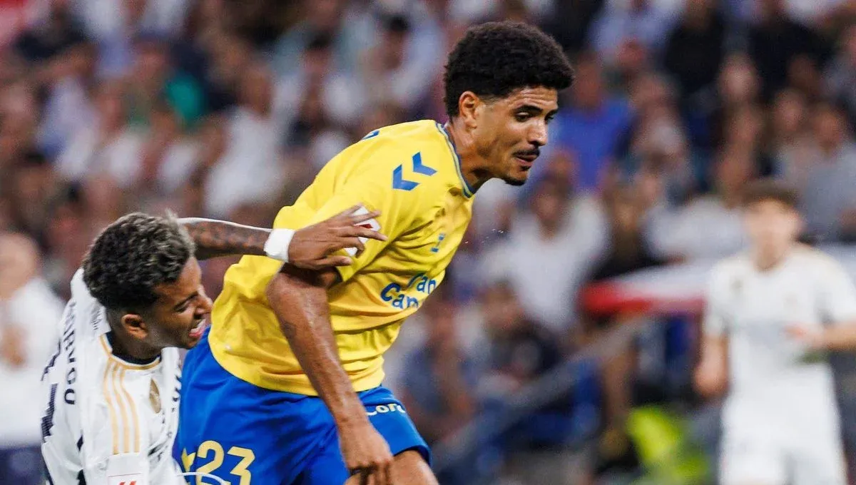 Saúl Coco, en la agenda de Sevilla y Betis, resuelve su futuro