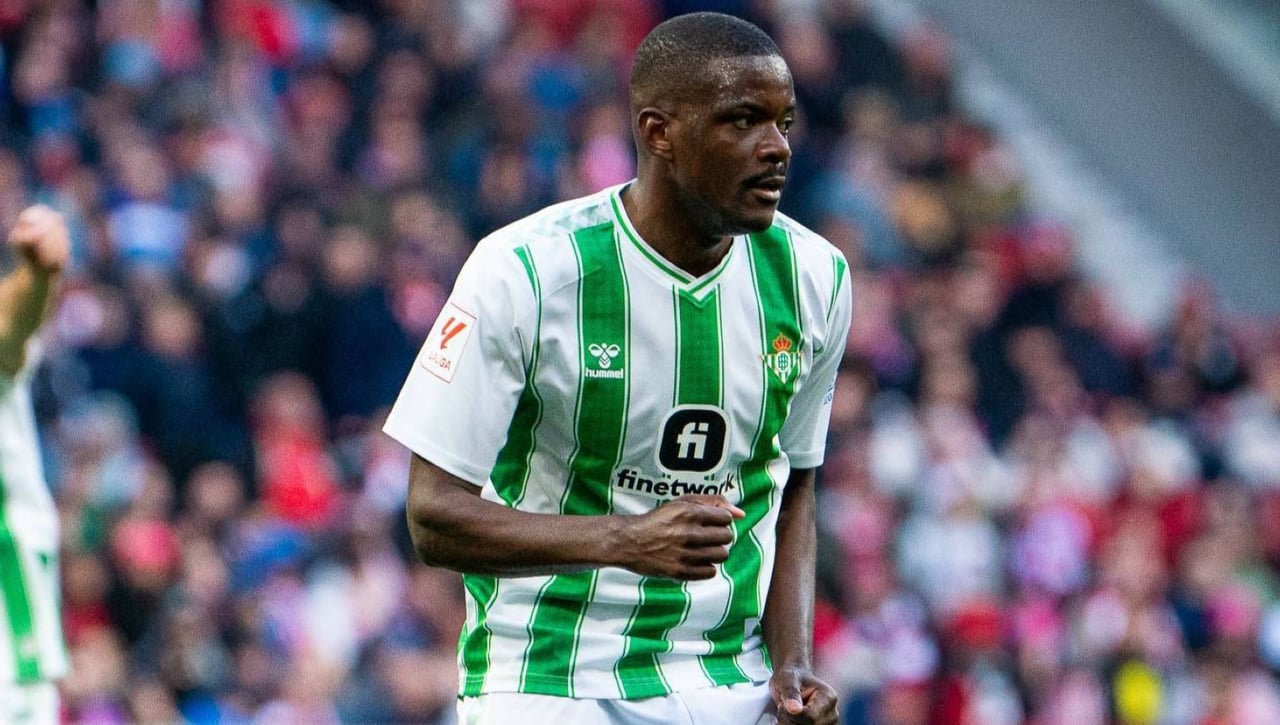 William Carvalho sucede a Rubén Castro