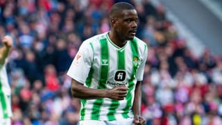 William Carvalho sucede a Rubén Castro