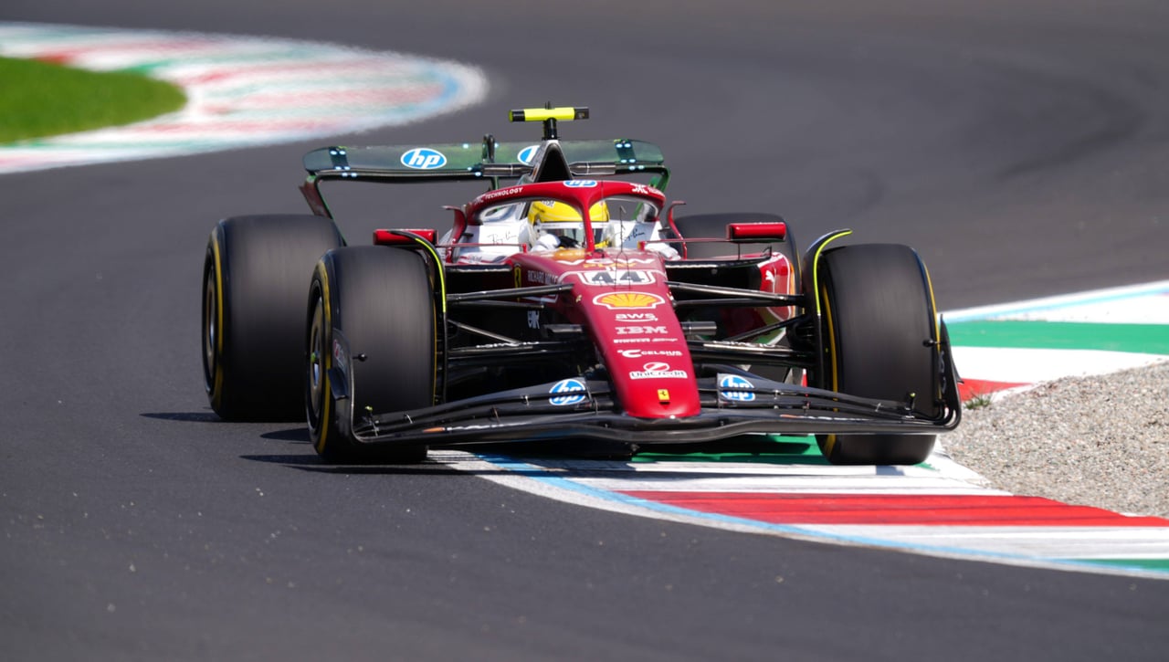 Lewis Hamilton le da una alegría a Ferrari en Monza