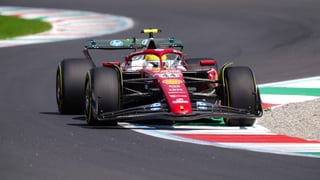Lewis Hamilton le da una alegría a Ferrari en Monza