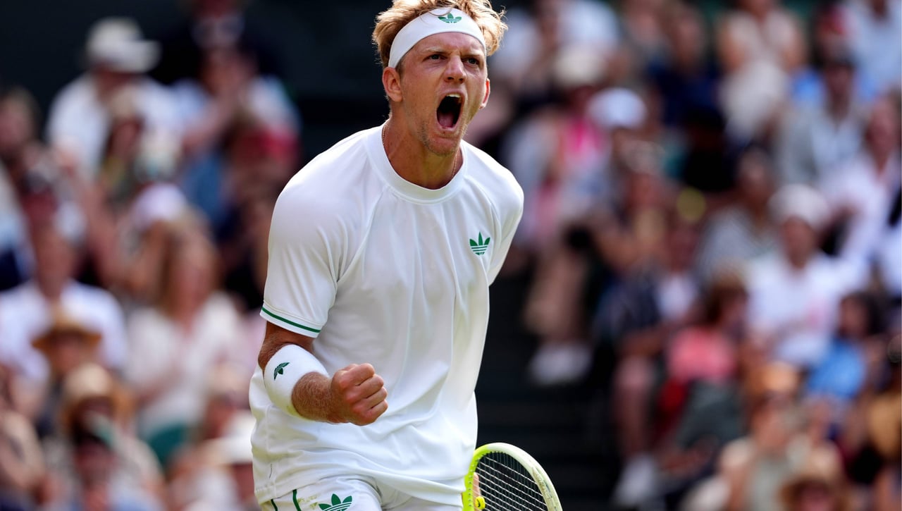 Davidovich tira de épica en Basilea tras su ausencia en la Copa Davis