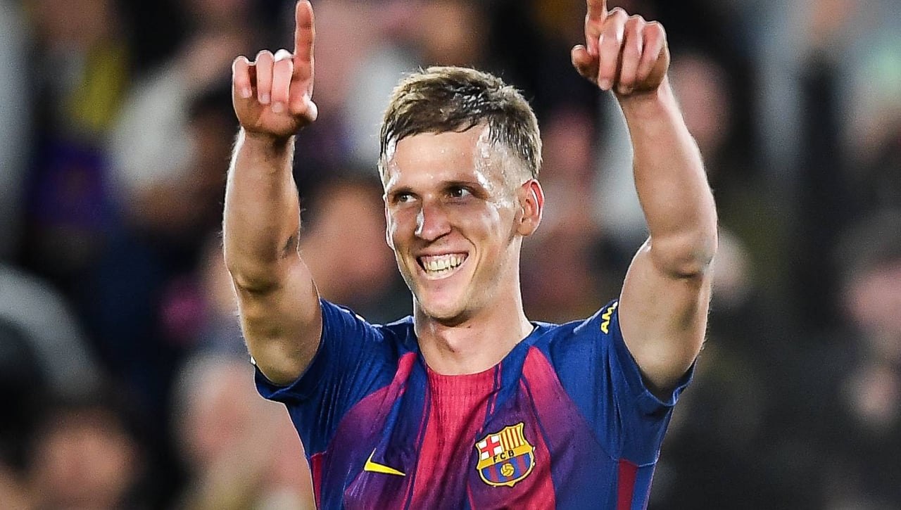 Dani Olmo vuelve a ver puerta y le manda un serio aviso a Hansi Flick 