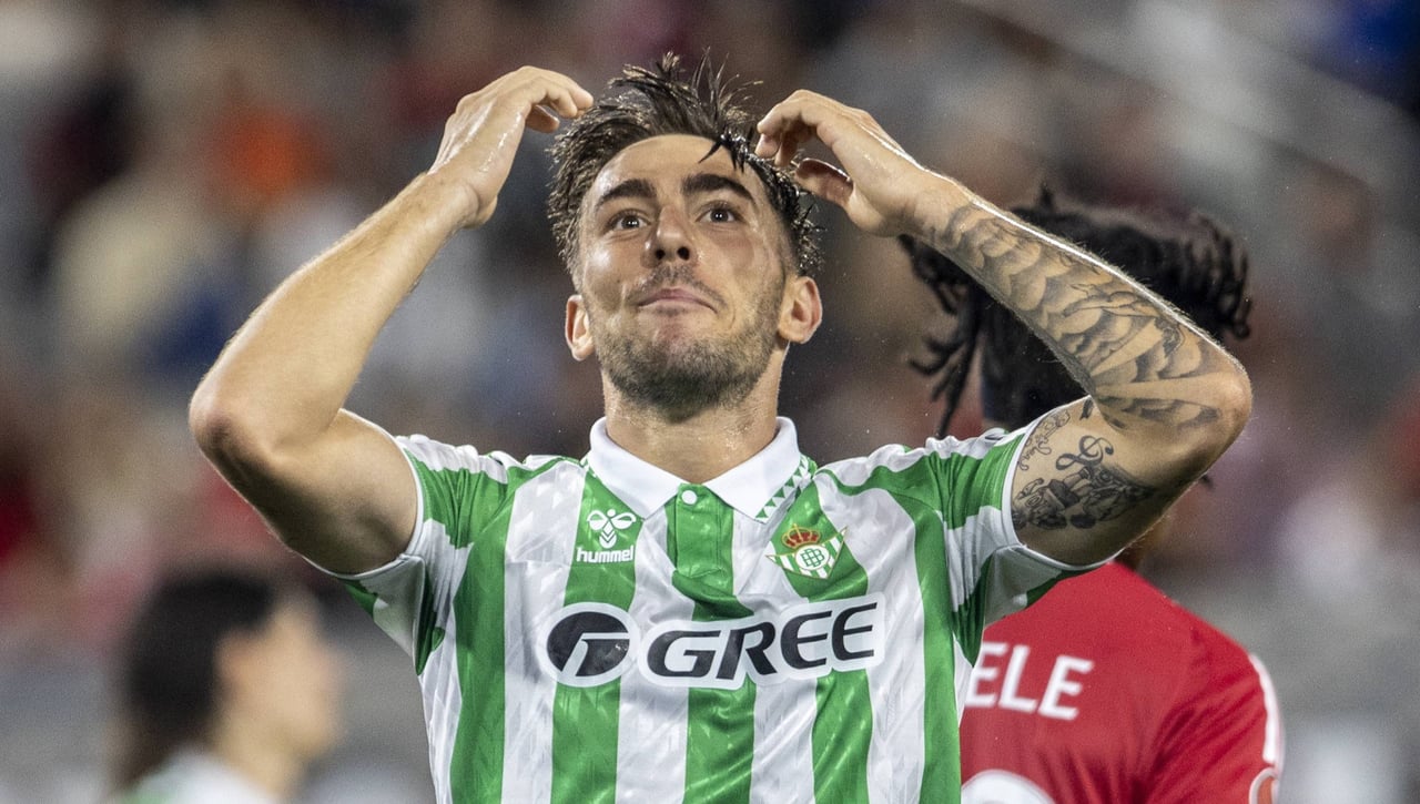 Iker Losada le lanza un guiño al Celta