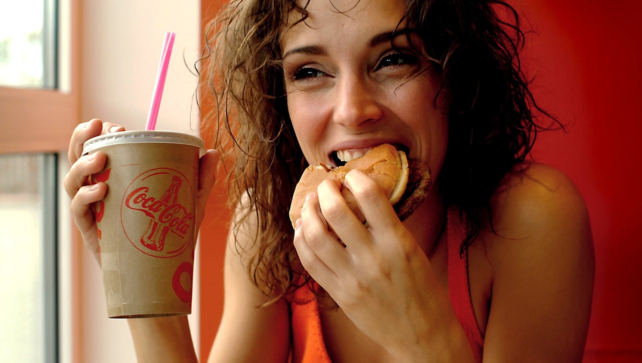 Solo para valientes: el reto de la hamburguesa XXL con premio