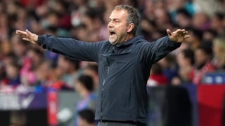 Flick se rinde al Betis y anuncia una primicia sobre Íñigo Martínez