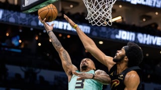 Los Lakers salen del pozo y los líderes tropiezan