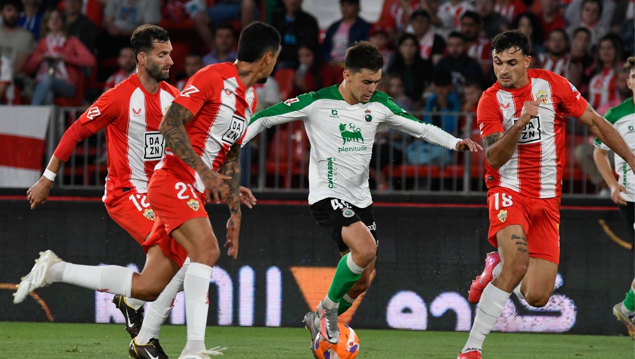 Aclarado el ascenso entre Racing, Almería, Granada, Mirandés, Oviedo y Elche