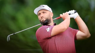 Jon Rahm se choca con un muro