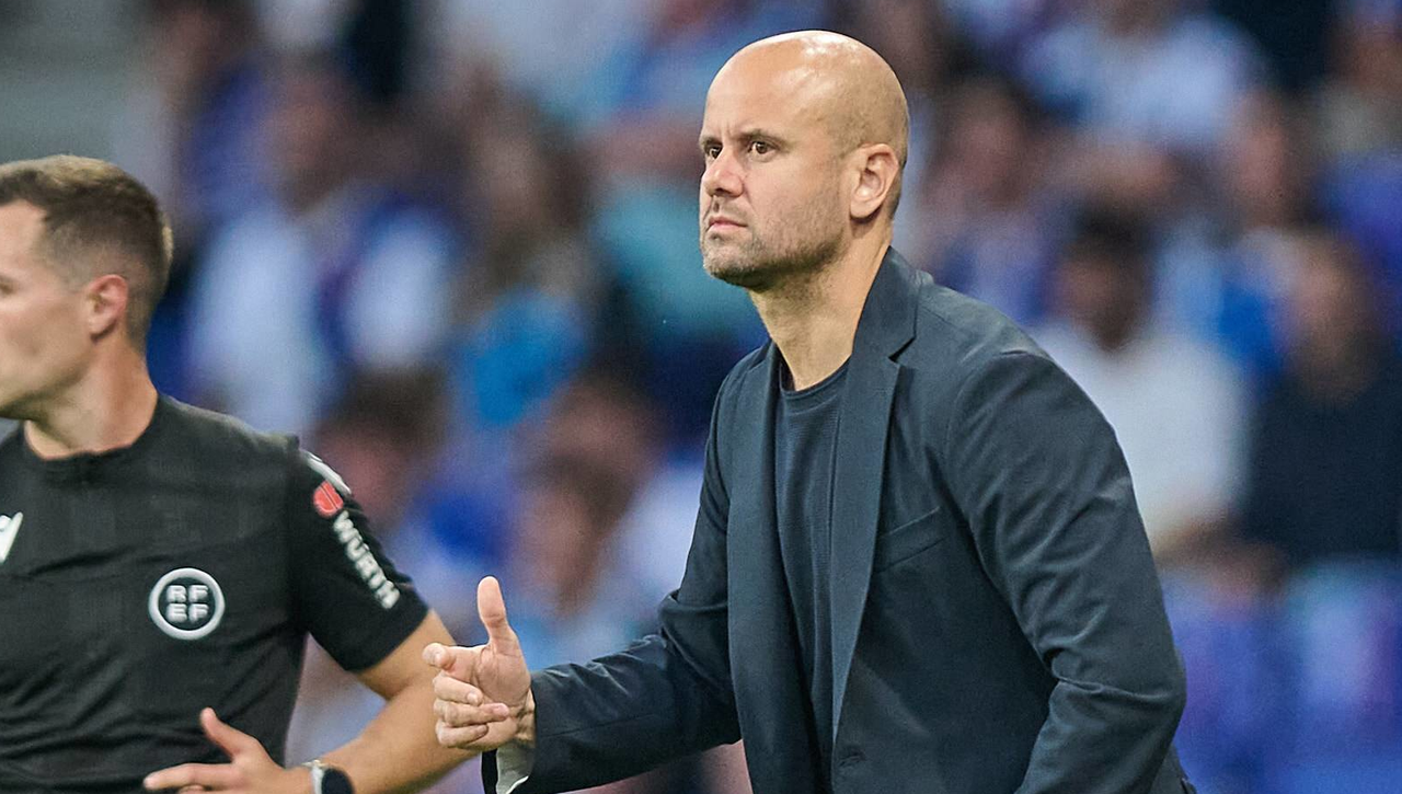 Miguel Ángel Ramírez se defiende de las críticas de la afición del Real Zaragoza: "O empezamos a asumir responsabilidades..."