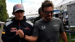 Carlos Sainz responde: ¿Está más cerca la 33 de Fernando Alonso o la segunda suya?
