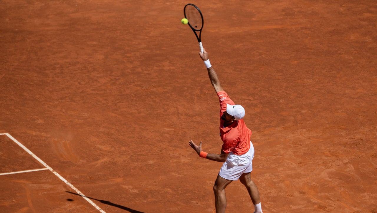 Novak Djokovic llega a tiempo 