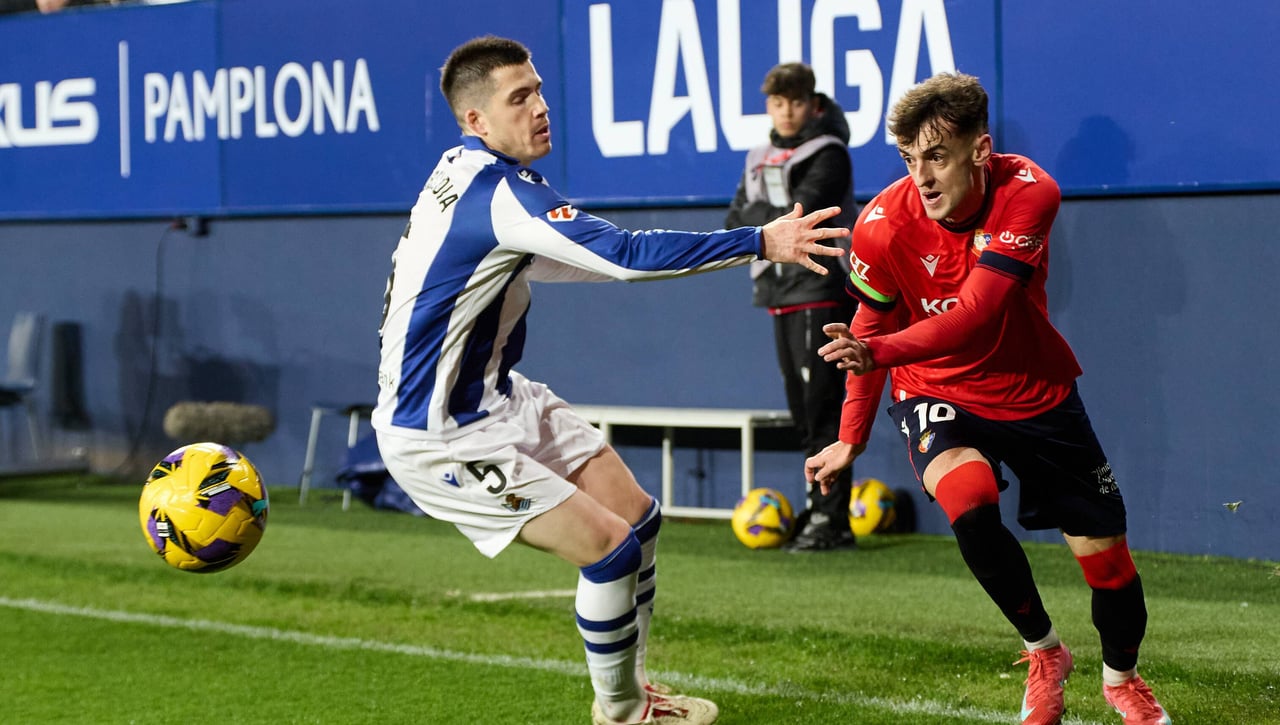En la Real, muy pendientes de las molestias de Igor Zubeldia durante el partido de Copa