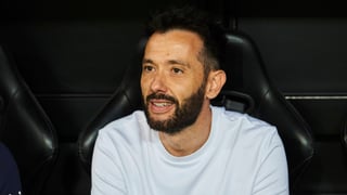 La destitución de Carlos Corberán no se debate en el Valencia