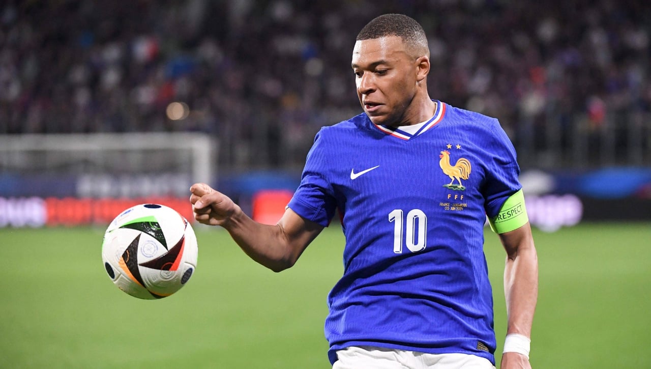 Alerta con Mbappé por una posible lesión