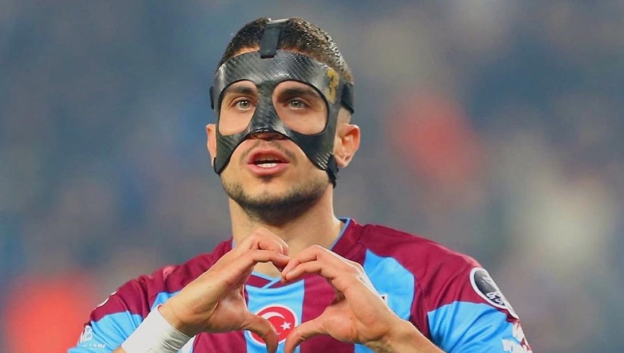 Alto y claro sobre Bartra y Arnau Martínez