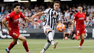 Frenazo al fichaje de Álex Calatrava