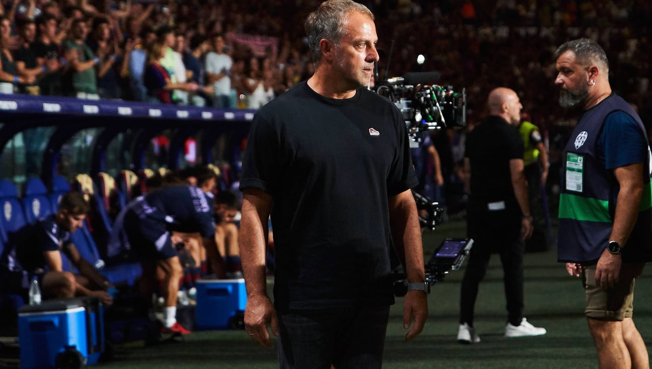 Flick apunta al árbitro en Valencia