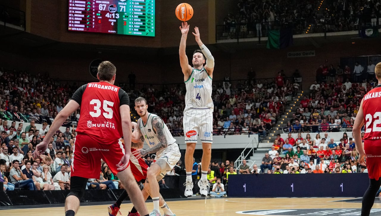 Unicaja de Málaga - Casademont Zaragoza: horario, canal y dónde ver en TV y online el partido de la Liga ACB