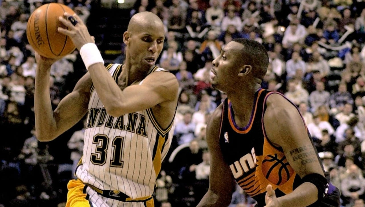 Así se inventó el triple: la línea que cambió el baloncesto para siempre