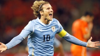 Diego Forlán volverá a competir a los 45 años