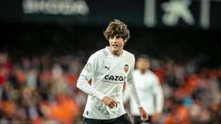 Javi Guerra, el debutante al que siguen de cerca el Barcelona y el Real Madrid