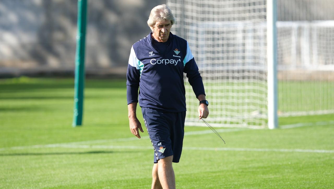 Pellegrini: el Almería - Betis, debut de Sokratis, "bajón de Assane", fichas libres... 