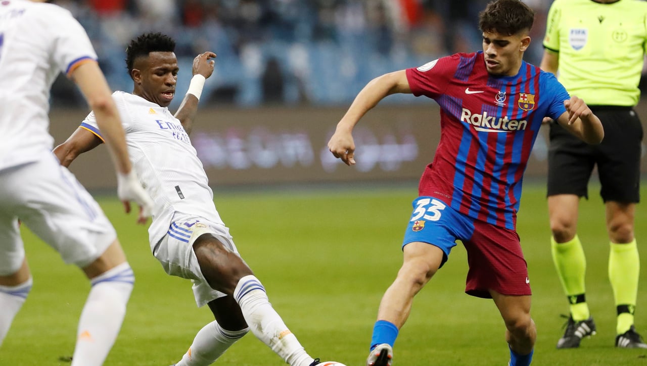 Ez Abde: el 'sí' al Girona, el dinero del Villarreal y un sondeo del Betis