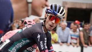 Deja tirado a Roglic y la reacción no se hace esperar