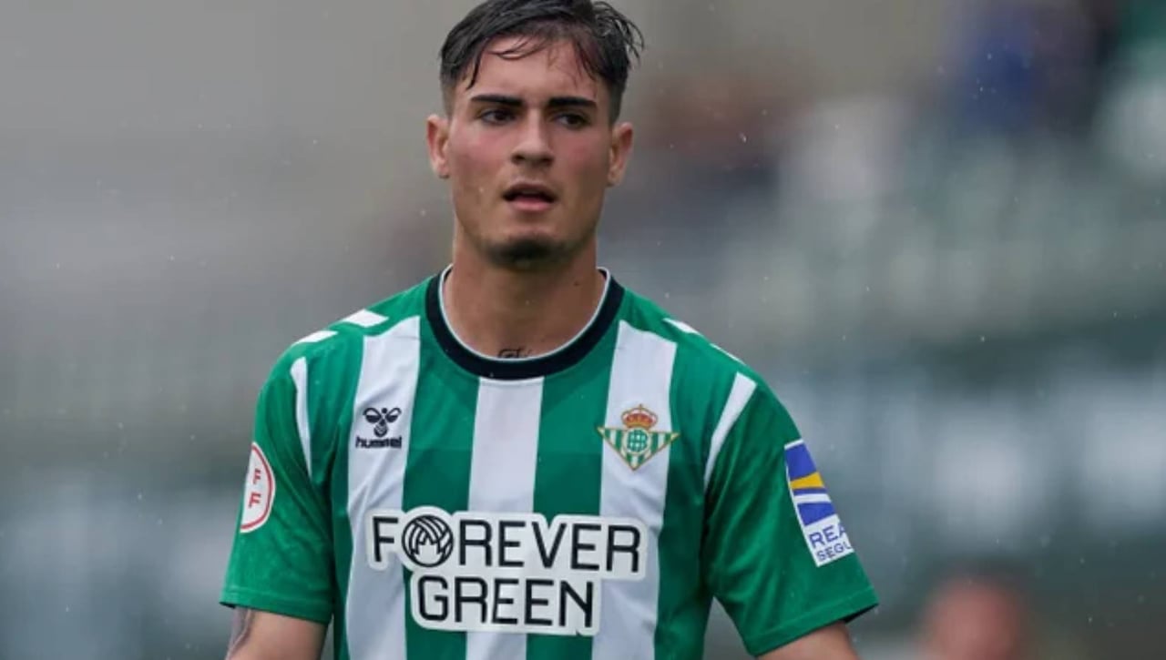 Tercer fichaje para el Betis Deportivo, el cuarto está al caer y una baja importante