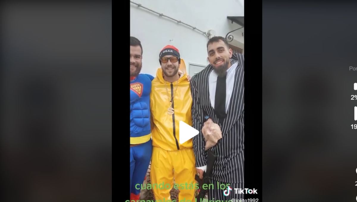 Borja Iglesias empieza disfrazado y acaba de DJ