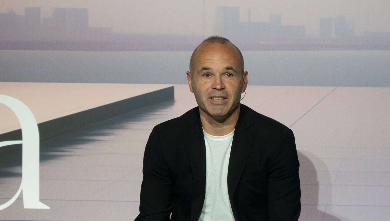 El equipo que quiere contar con Iniesta como entrenador