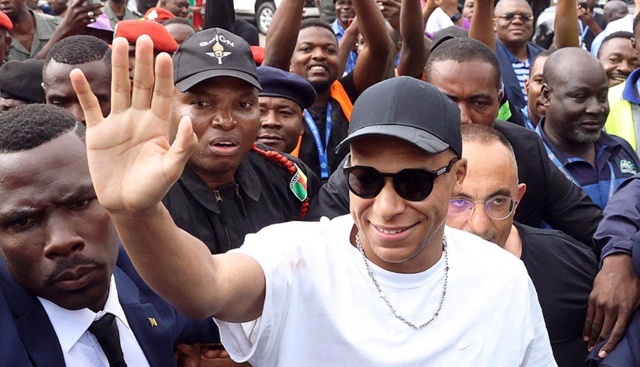 El PSG le enseña la puerta de salida a Mbappé