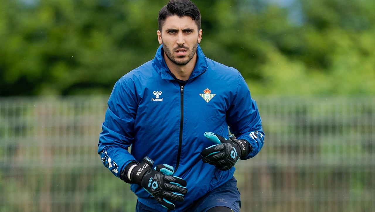 Rui Silva aclara su futuro en el Betis con una afirmación tajante 