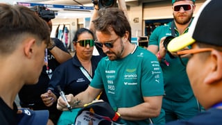 Fernando Alonso desata la ilusión en Barcelona