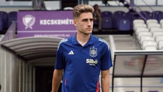 Robert Navarro se aleja del Athletic Club