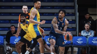 Nuevo paso atrás de un Valencia sin rumbo