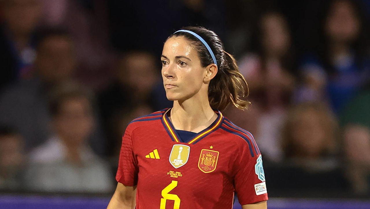 Aitana Bonmatí deja con las manos vacías a Jenni Hermoso en el The Best 2024 y acecha a Alexia Putellas