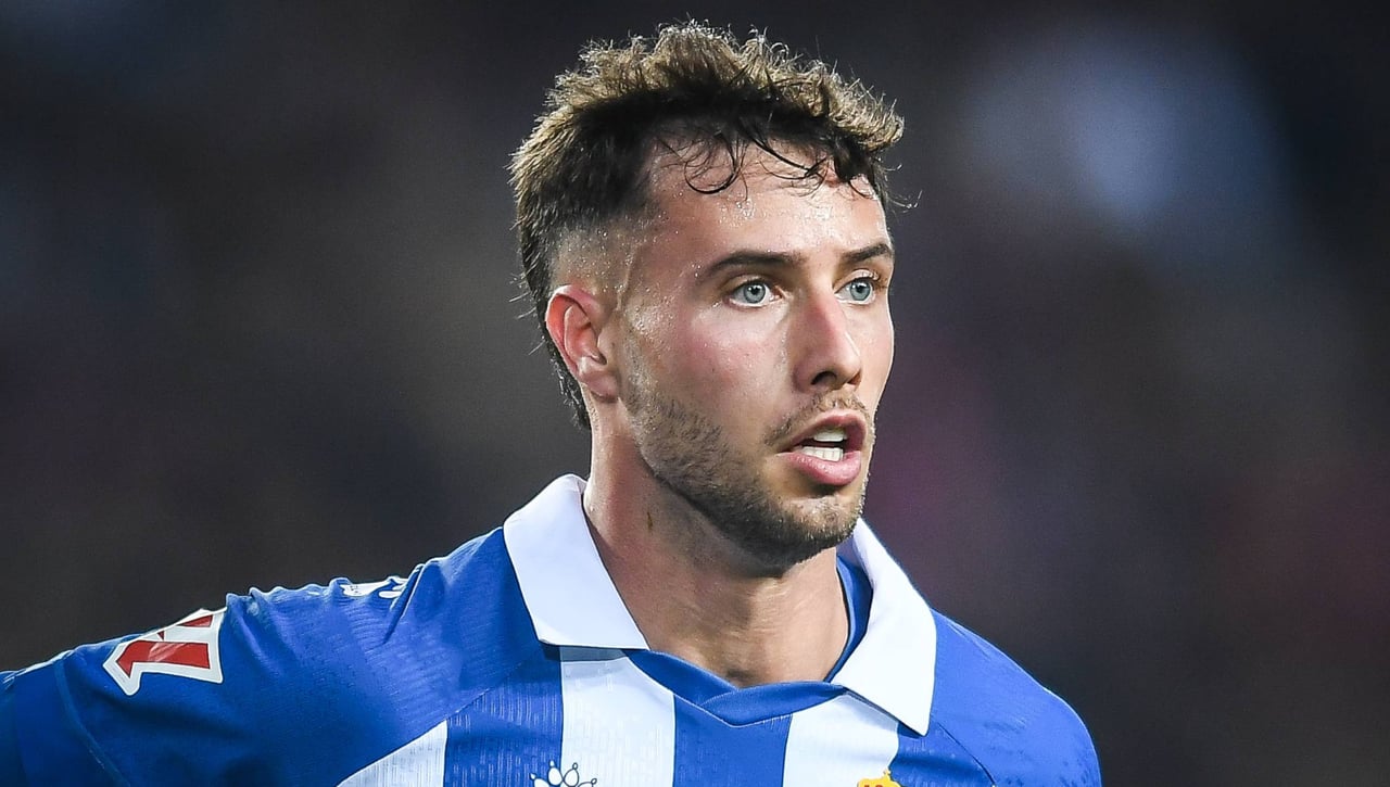 El fichaje de Javi Puado, más cerca