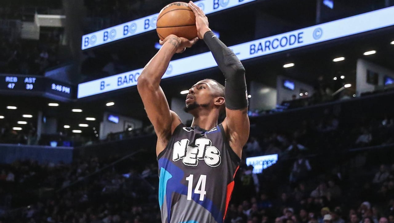 LeBron no se decide y los Lakers cierran otro fichaje