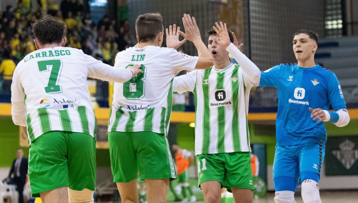 El Betis saca petróleo ante un aspirante al título