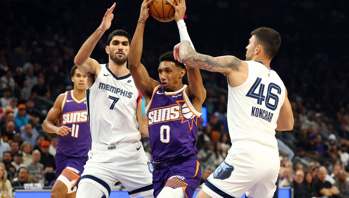 Santi Aldama la lía ante los Suns