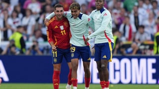 Ferrán Torres da la bienvenida a Nico Williams