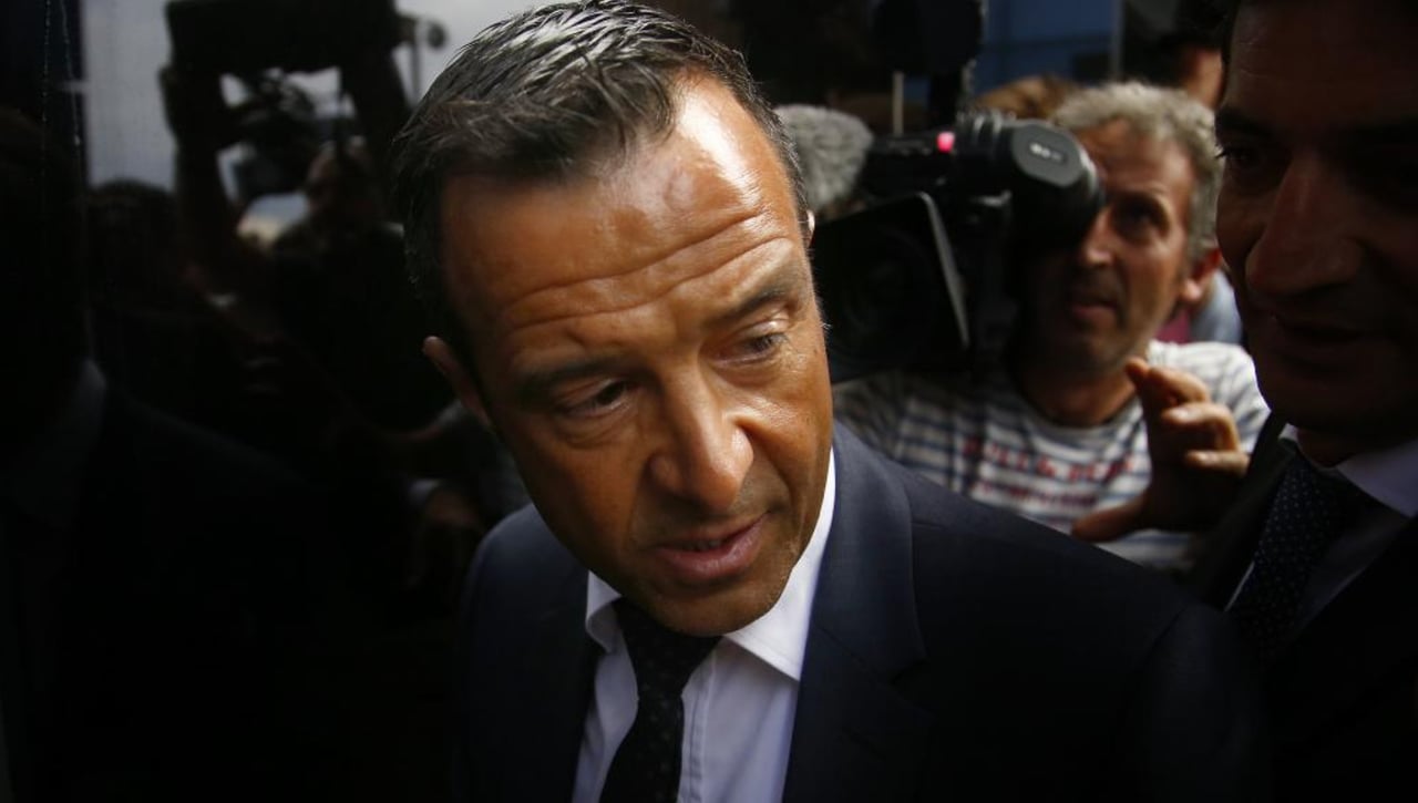 Los líos de Jorge Mendes con el Barça