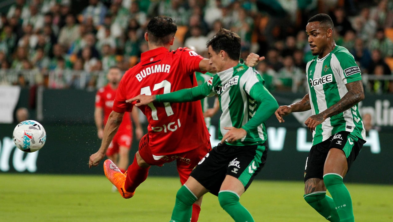 La 'extraña pareja' convence a Pellegrini: los impresionantes números de Natan y Valentín Gómez juntos